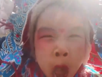 太敬业了！闹阁4岁小演员哈欠连天还坚持营业